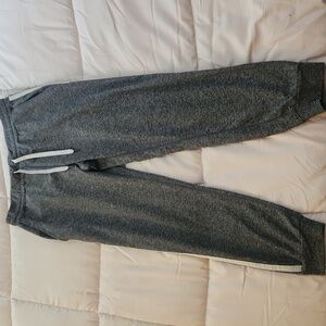 Vuori Performance Jogger Women's Small Gray Tapered Stretch VW303